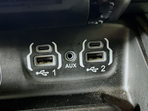 Used 2023 RAM 1500 Big Horn AWD/4WD image 25