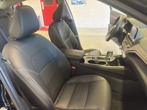 Used 2021 Nissan Altima 2.5 Platinum AWD/4WD image 23