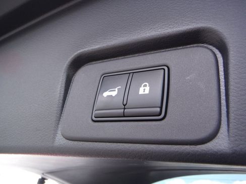 Used 2022 Nissan Rogue SV w/ SV Premium Package AWD/4WD image 42