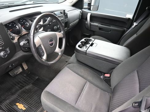 Used 2011 GMC Sierra 2500 SLE w/ Convenience Package AWD/4WD image 20