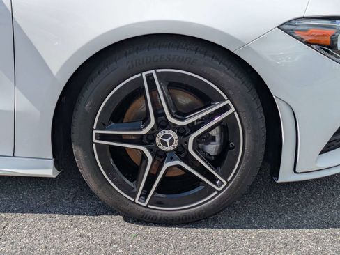 Used 2023 Mercedes-Benz CLA 250 4MATIC image 5