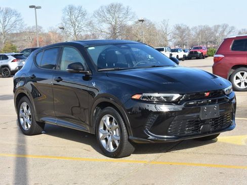 Used 2024 Dodge Hornet R/T Plus image 3