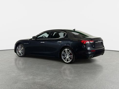 Used 2022 Maserati Ghibli Modena Q4 AWD/4WD image 5