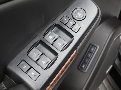 Used 2015 Chevrolet Tahoe LTZ image 16