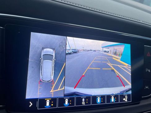 Used 2021 Buick Enclave Premium w/ Surround and Sites Package image 13