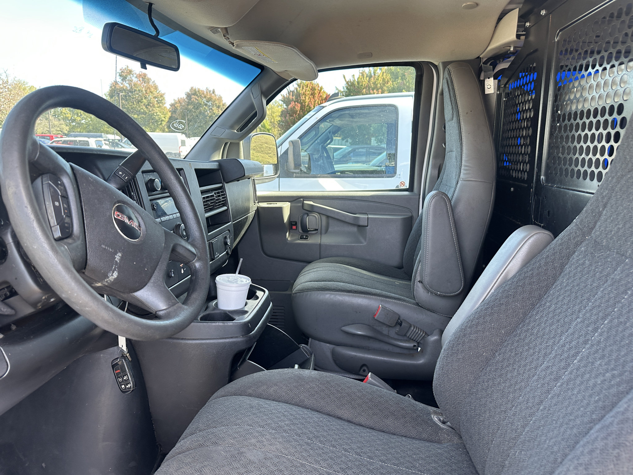 Used 2020 GMC Savana 2500 w/ Driver Convenience Package RWD image 5