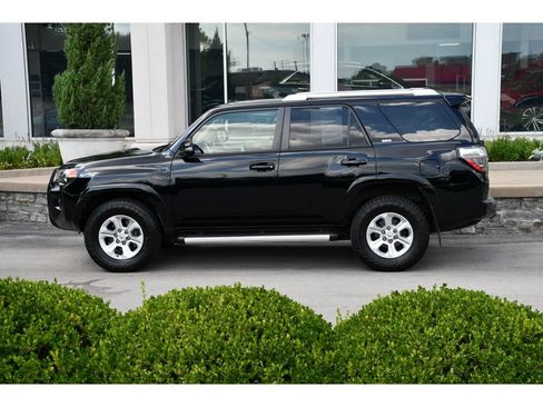 Used 2015 Toyota 4Runner SR5 Premium AWD/4WD image 7