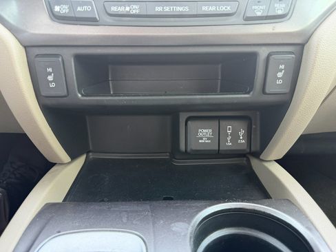 Used 2017 Honda Pilot EX-L image 15