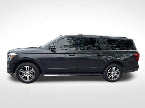 Used 2022 Ford Expedition Max Limited AWD/4WD image 2