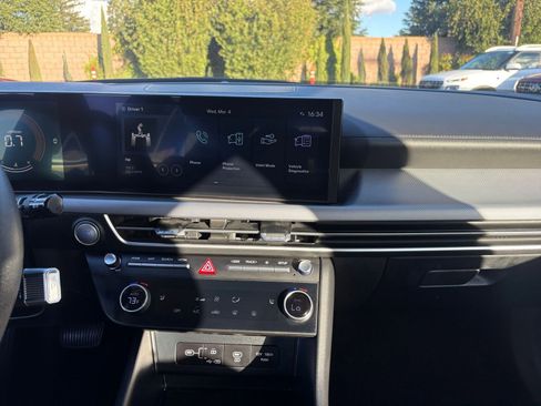 Used 2025 Hyundai Sonata SEL image 17