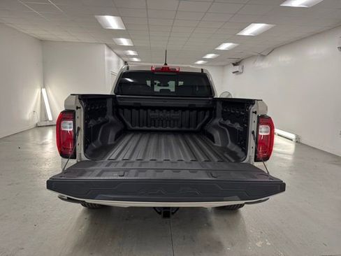 New 2026 GMC Canyon Elevation w/ Convenience Package image 7