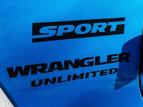 Used 2016 Jeep Wrangler Unlimited Sport w/ Quick Order Package 24S image 11