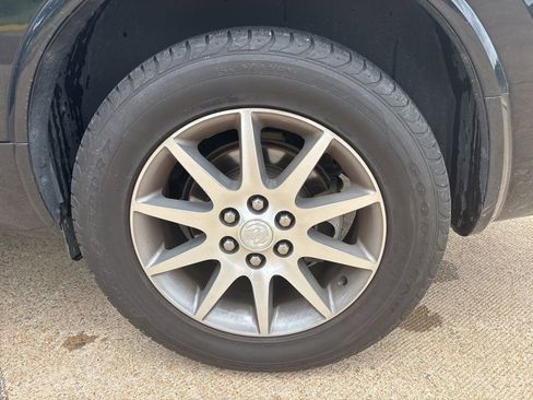 Used 2017 Buick Enclave Leather w/ Trailering Package FWD image 25