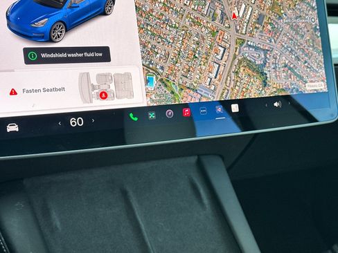 Used 2021 Tesla Model 3 Standard Range Plus image 22