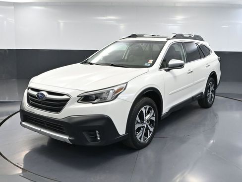 Used 2022 Subaru Outback Touring XT AWD/4WD image 11