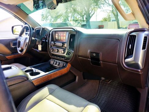 Used 2015 Chevrolet Silverado 1500 LTZ w/ Texas Edition, 1LZ Trim image 18