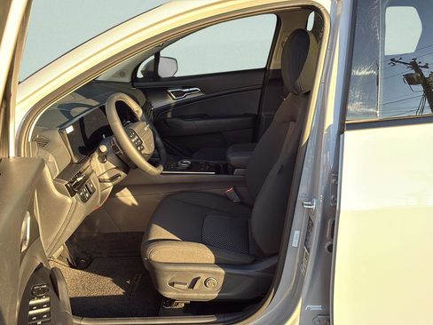 New 2026 Kia Sportage S image 14