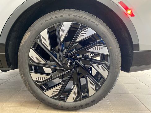 New 2026 Lincoln Nautilus Reserve w/ Jet Appearance Package image 25