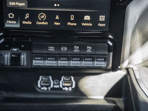 Used 2023 RAM 2500 Laramie image 35