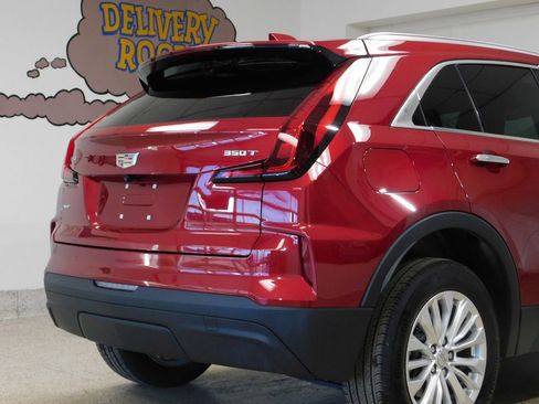Used 2024 Cadillac XT4 Luxury w/ Cold Weather Package image 92