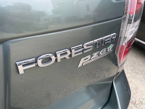 Used 2015 Subaru Forester 2.5i Premium w/ All-Weather Package AWD/4WD image 13