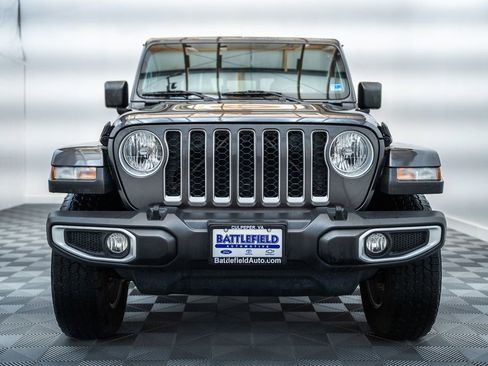 Used 2022 Jeep Gladiator Overland w/ Popular Equipment Package AWD/4WD image 2