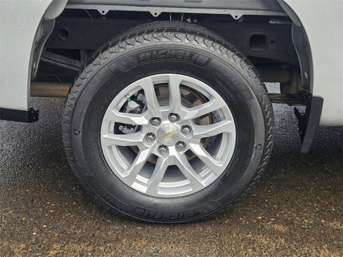 Used 2019 Chevrolet Silverado 1500 LT w/ All-Star Edition image 9