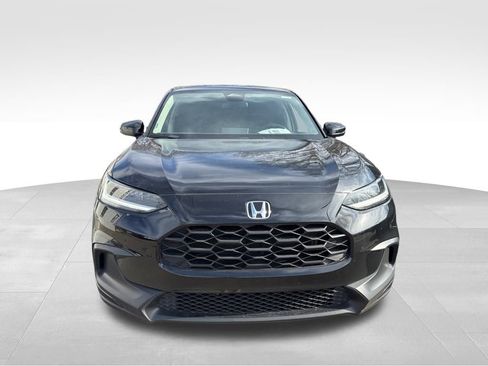 Used 2023 Honda HR-V LX image 3