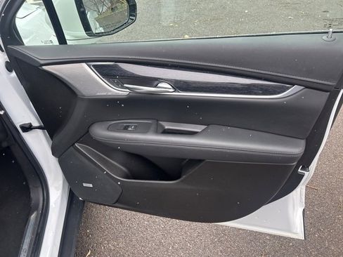 Certified 2022 Cadillac XT5 Premium Luxury image 6