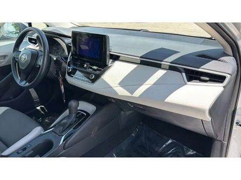 Certified 2024 Toyota Corolla LE FWD image 40