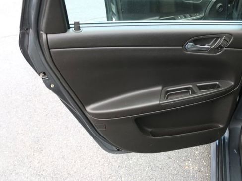 Used 2011 Chevrolet Impala LS image 19