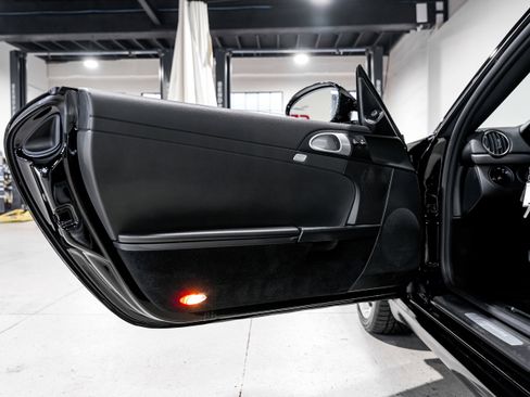 Used 2012 Porsche Cayman image 20
