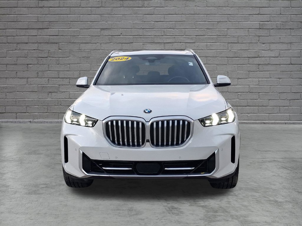 Used 2024 BMW X5 sDrive40i RWD image 2