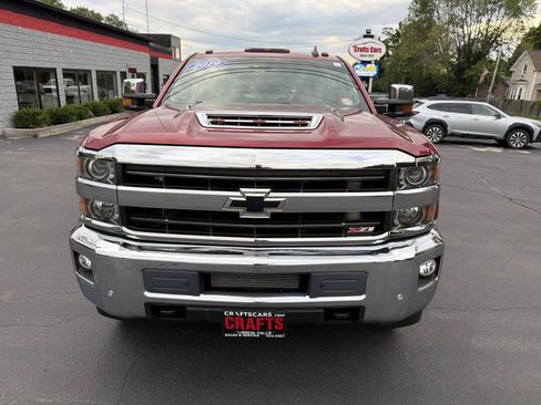 Used 2019 Chevrolet Silverado 2500 LTZ w/ Duramax Plus Package AWD/4WD image 8