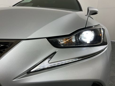 Used 2018 Lexus IS 300 F Sport w/ F Sport Package image 8