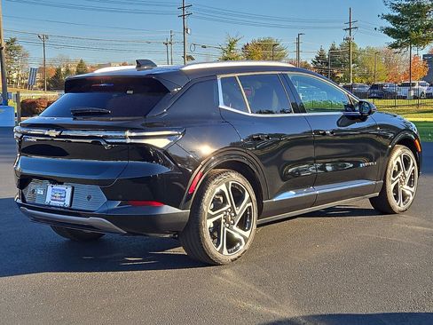 New 2026 Chevrolet Equinox EV LT w/ Convenience Package II image 12