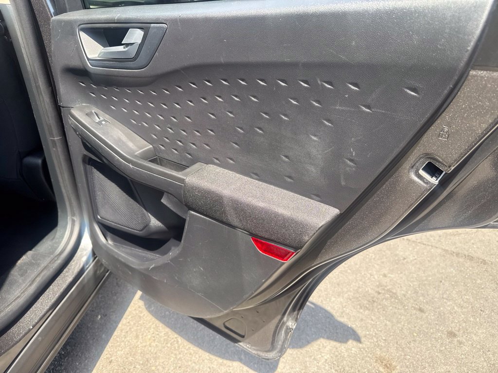 Used 2020 Ford Escape SE AWD/4WD image 38