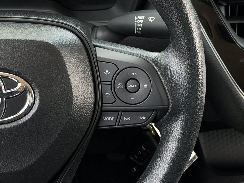 Used 2026 Toyota Corolla LE FWD image 15