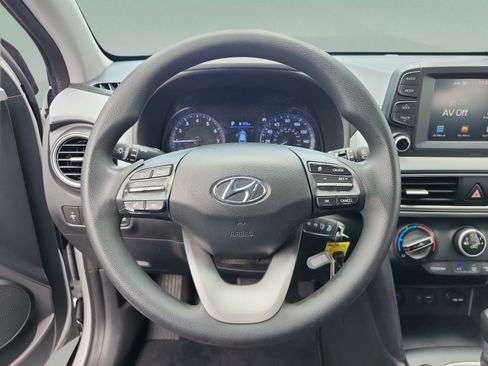 Used 2019 Hyundai Kona SE AWD/4WD image 9
