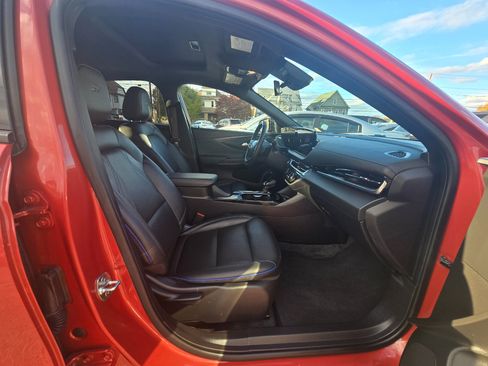 Used 2024 Buick Envista Sport Touring w/ Convenience I Package image 16