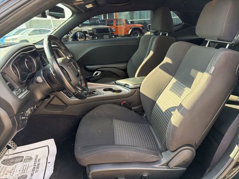 Used 2022 Dodge Challenger R/T RWD image 11