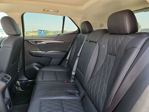 Used 2023 Buick Envision Avenir FWD image 5