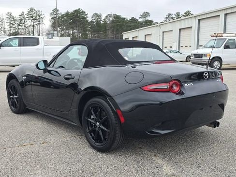 Used 2024 MAZDA MX-5 Miata Sport image 3