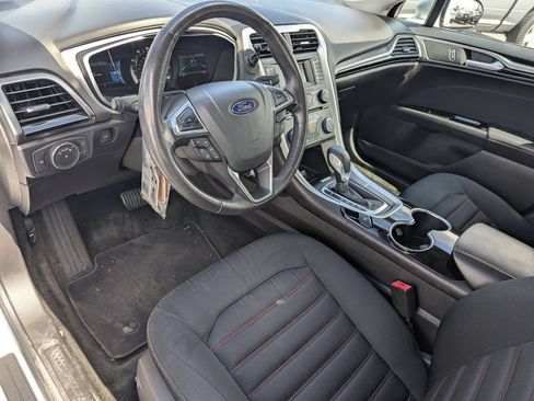 Used 2016 Ford Fusion SE AWD/4WD image 23