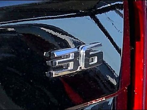 Used 2023 Cadillac XT5 Premium Luxury image 9