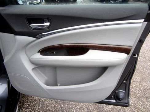 Used 2017 Acura MDX w/ Technology & Entertainment image 66