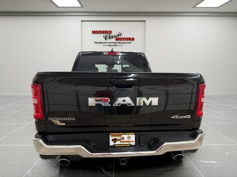 Used 2025 RAM 1500 Laramie AWD/4WD image 4