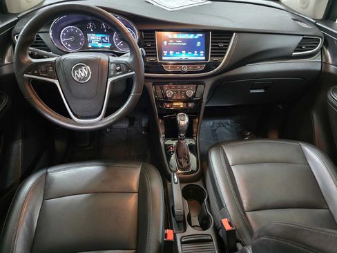 Used 2018 Buick Encore Essence AWD/4WD image 18