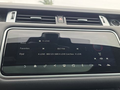 Used 2019 Land Rover Range Rover Sport HSE AWD/4WD image 31