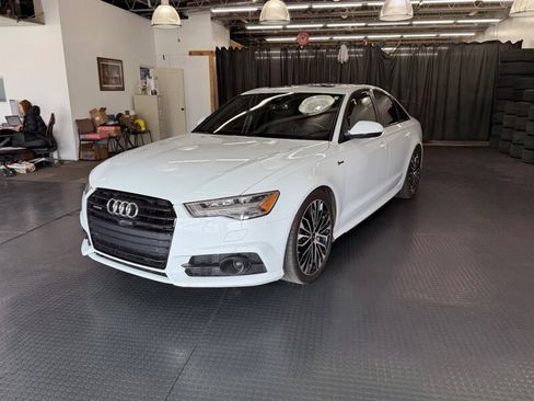Used 2017 Audi A6 3.0T Prestige w/ Comfort Seating Package AWD/4WD image 3